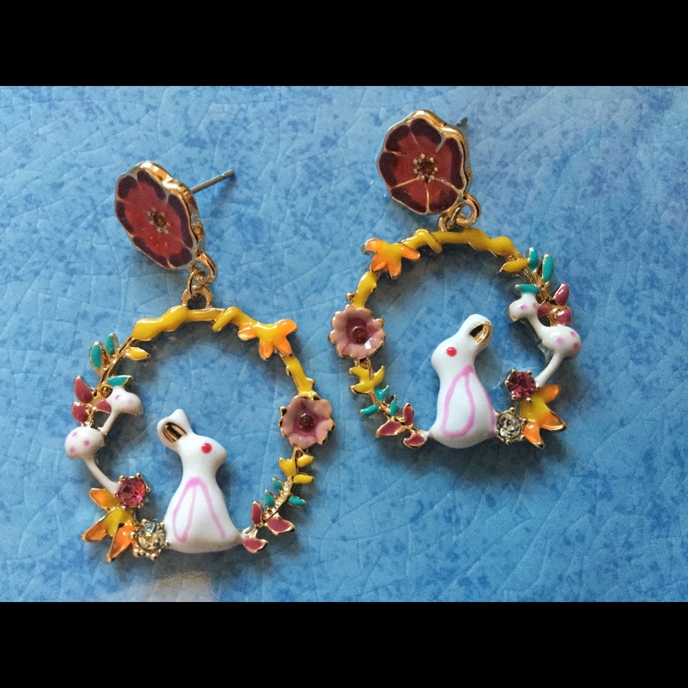 White Rabbit Earrings - Picture 4 of 4